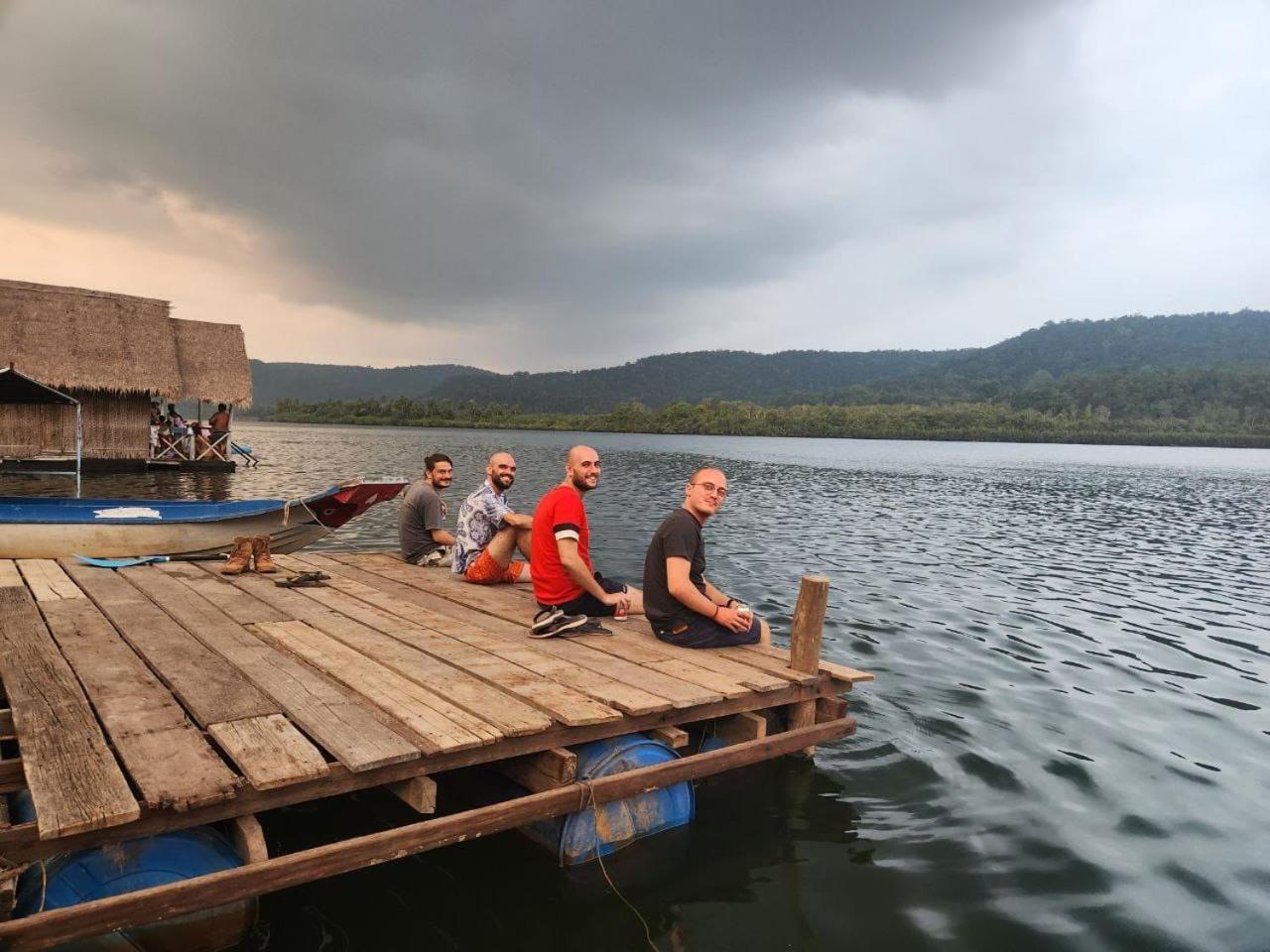 Villa The Floating House Krŏng Kaôh Kŏng Esterno foto