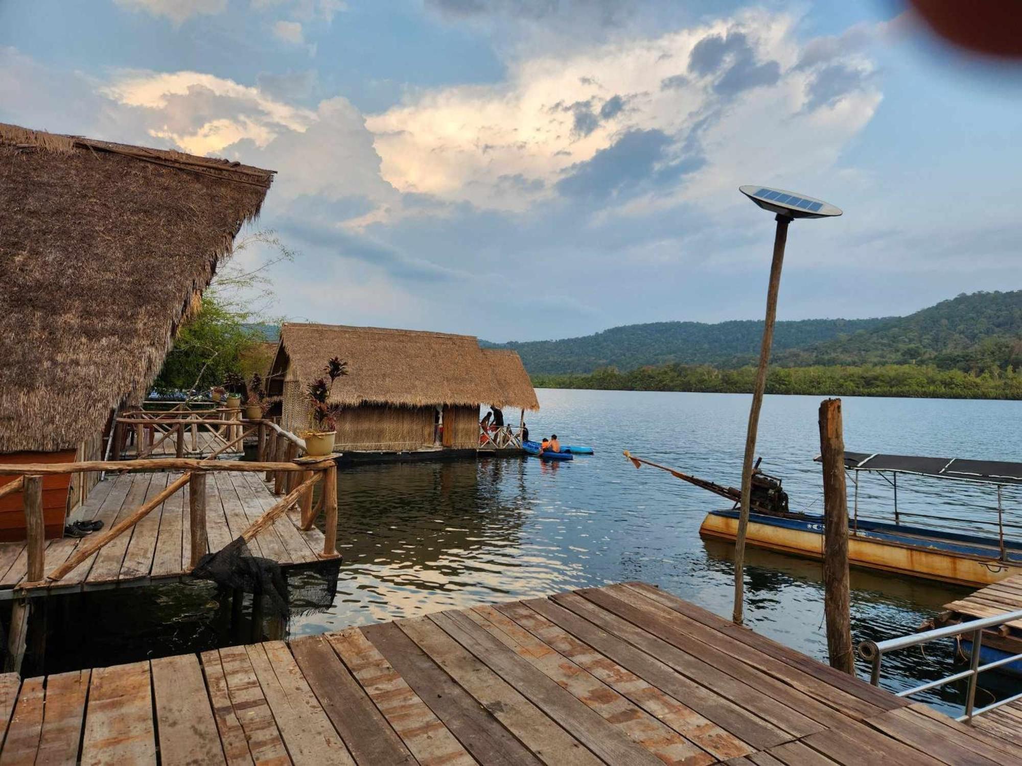 Villa The Floating House Krŏng Kaôh Kŏng Esterno foto