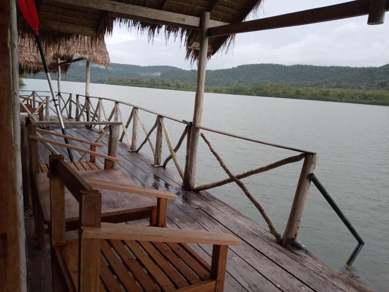 Villa The Floating House Krŏng Kaôh Kŏng Esterno foto